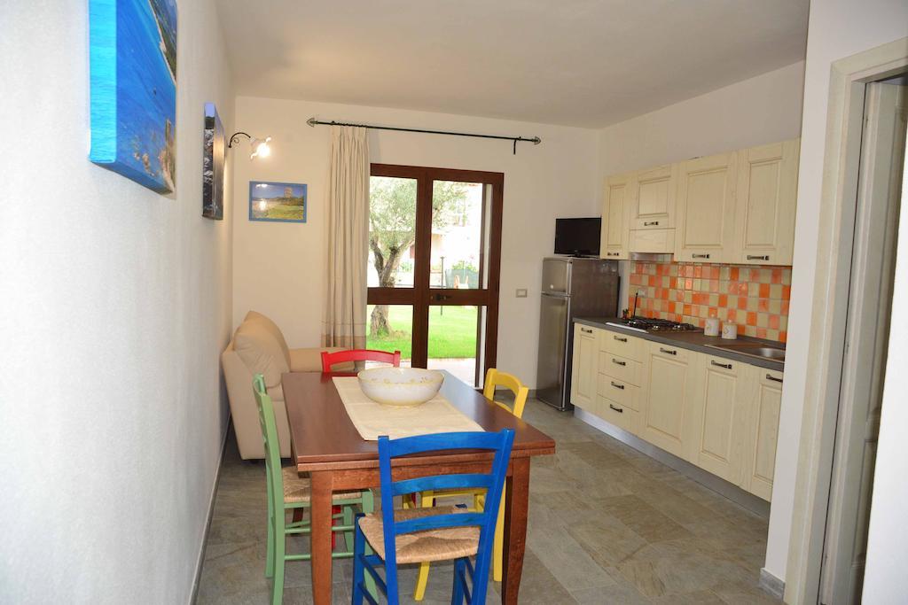 Oleandro Apartment Lotzorai Phòng bức ảnh