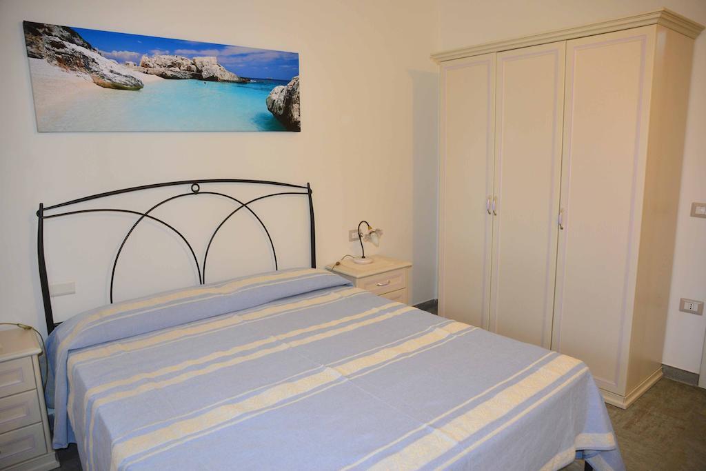 Oleandro Apartment Lotzorai Phòng bức ảnh